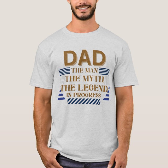 Pappa: Mannen, myten, den pågående förklaringen T Shirt (Framsida)