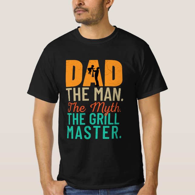 Pappa: Mannen. Myth. Grill Master T Shirt (Framsida)