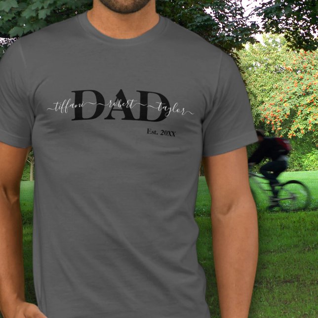 Pappa med barns namn Est T Shirt (Skapare uppladdad)