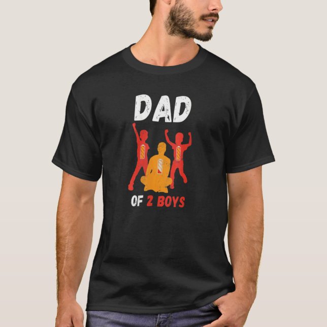 Pappa med två bojor full Charge Far Drageti Energe T Shirt (Framsida)