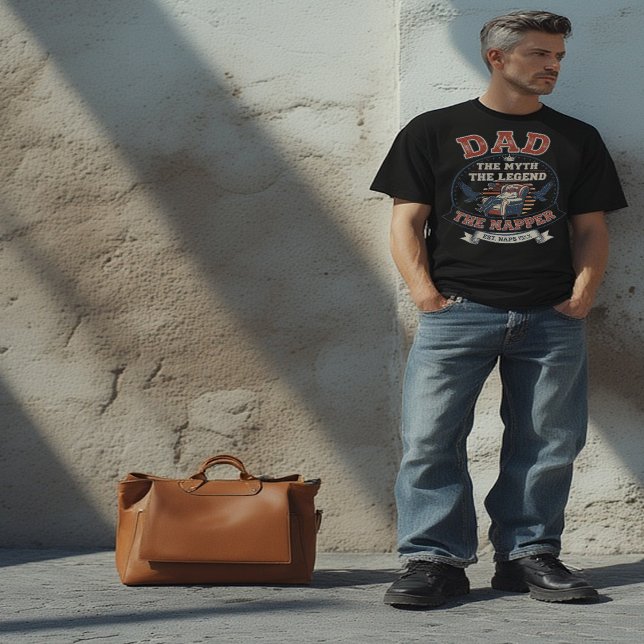 Pappa: Myth, Legend, Napper Funny Far T Shirt (Skapare uppladdad)