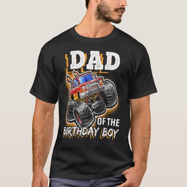 Pappa om födelsedagen, födelsedagen, födelsedagen  t shirt (Framsida)