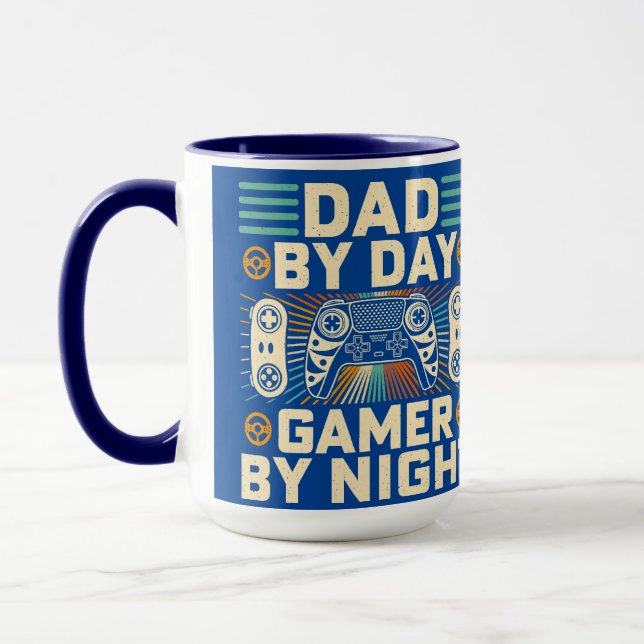 Pappa på dag, gamer på natt  mugg (Vänster)
