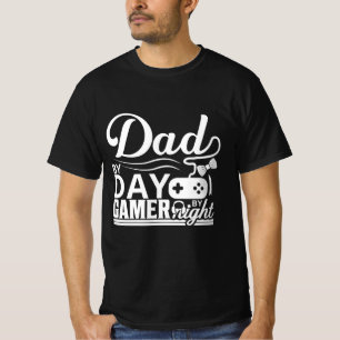 Pappa på dag, gamer på natt t shirt