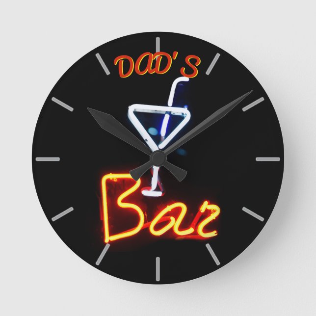 PAPPA, PUB, MANCAVE, DEN - Neon Clock Anpassade Rund Klocka (Framsida)
