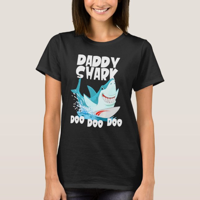 Pappa Shark Doo Doo Doo Tee (Framsida)