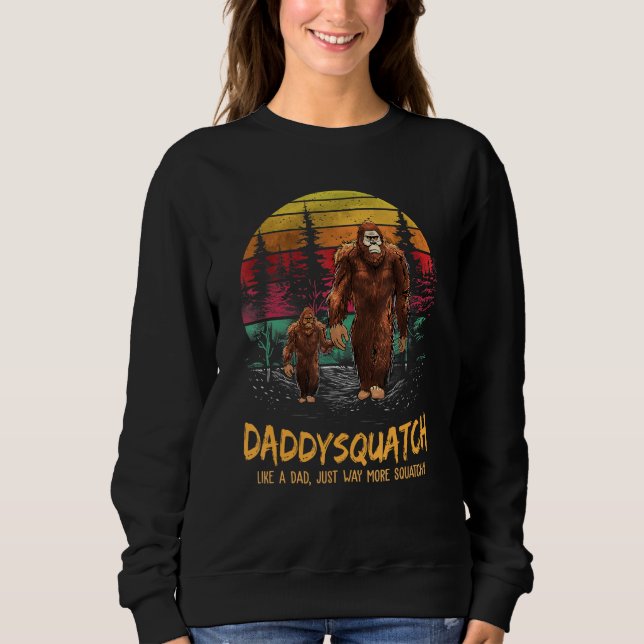 Pappa Squatch som en Pappa Way Mera Squatchy Retro T Shirt (Framsida)
