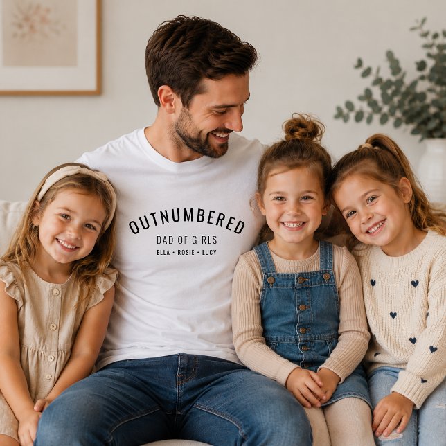 Pappa till flickor T-shirt | Faderns dag för pappo (Personalized dad of girls T-shirts with kids' names for Father’s Day and family photos.)