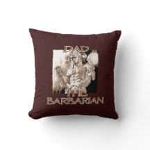Pappa vid Barbariska Dekorativ kudde