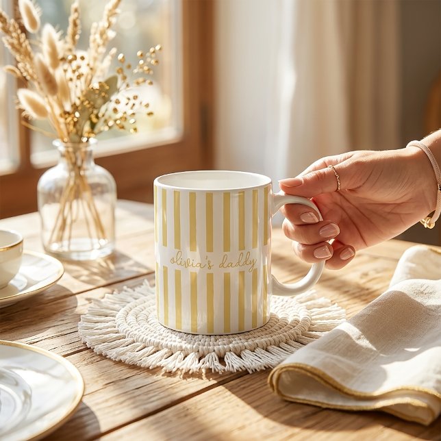 Pappamuggen anpassade randiga barnnamn kaffekopp (Skapare uppladdad)