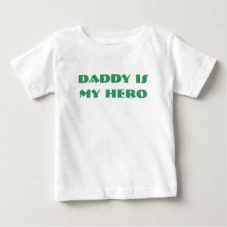 Pappan är min HJÄLTE T-shirt