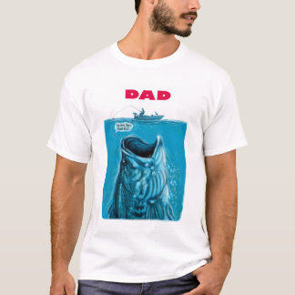 Pappan behöver en större bas- fiskebåt t-shirt