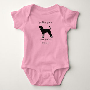 Pappas lilla tvättbjörnsjakt-prinsessa t shirt