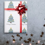 Papper för avverkning av Cute Julgran Presentpapper<br><div class="desc">Skär dina julklappar med en lustig Wrapping Papper: ett sött Julgran i tecknad stil! Det kommer att glädja barnen.</div>