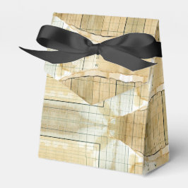 Papper kollage för kaffenedfläckad presentaskar