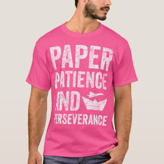 Papper patient och ihållande Origami T Shirt