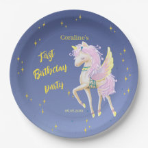 Papper Plate med föreställningen om en mild enhörn