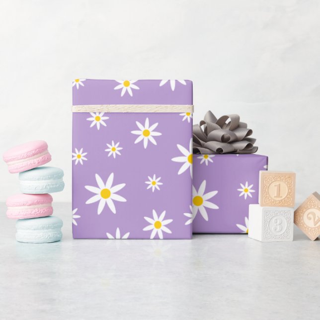 Papper radbrytning av lila Daisy Presentpapper (Baby Shower)