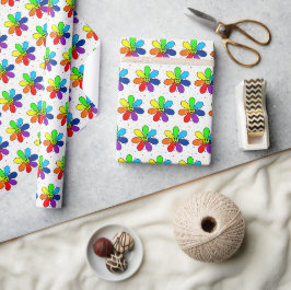 Papper radbrytning av regnbåge presentpapper