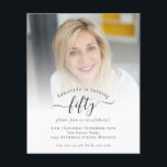 PAPPERT fotoskript 50:e Födelsedagsfest inbjudan Flygblad<br><div class="desc">Ett PAPPERT alternativ (inte kort) med underbart värde utan ENVELOPES på mindre storlek 4, 5 x 5, 6 tum och på budgetpris. (A6-standardkuvert är närmast storleka att passa). Fotoskript 50 Födelsedagsfest inbjudan. Ett minimalistiskt, fullständigt anpassade för 50 födelsedagsfester eller alla åldrar. Byt bara ut exempelfotot mot din egen favorit och...</div>