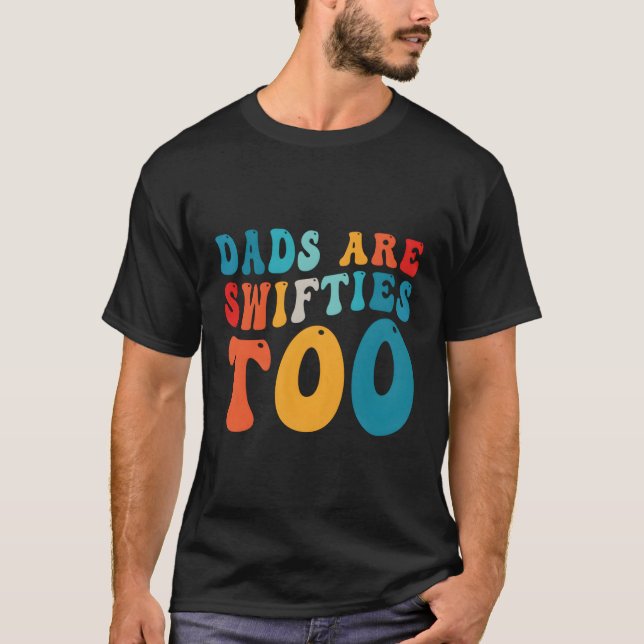 Pappor är syskonbarn till Fars dag T Shirt (Framsida)