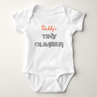Pappor lilla klättergrävare i baby t shirt