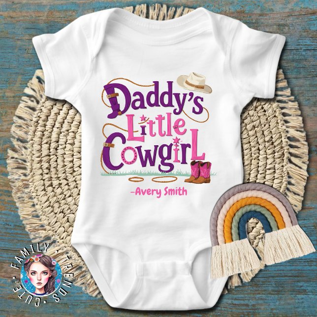 Pappor Little Cowgirl T Shirt (Skapare uppladdad)