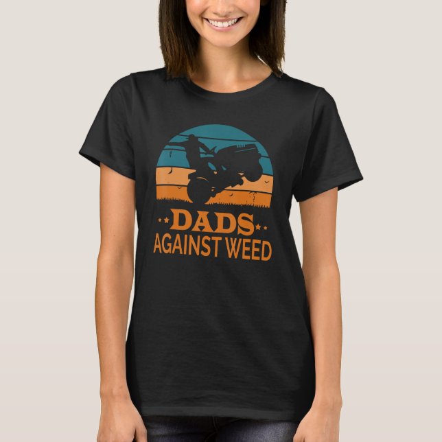 Pappor mot Ogräs Lättfunny  Gräsmatta som ger Gräs T Shirt (Framsida)