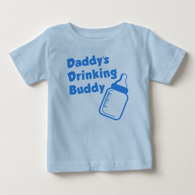 Pappor som dricker kompisen t-shirt (Framsida)