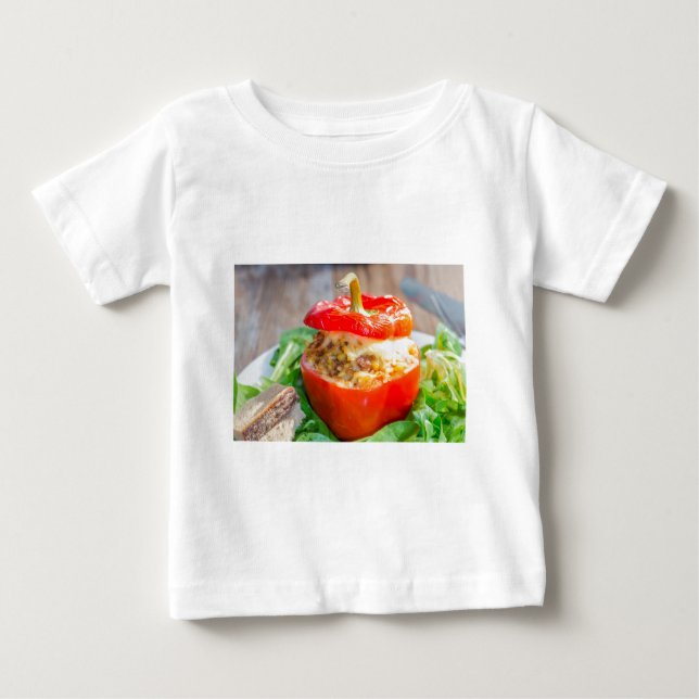 Paprika med baksida och ost av kött tee (Framsida)