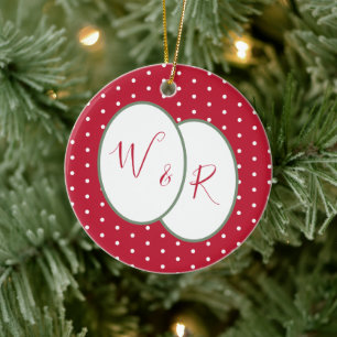 Par Monogrammat Vår första jul Red Julgransprydnad Keramik