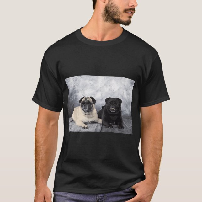 Par puggar t shirt (Framsida)