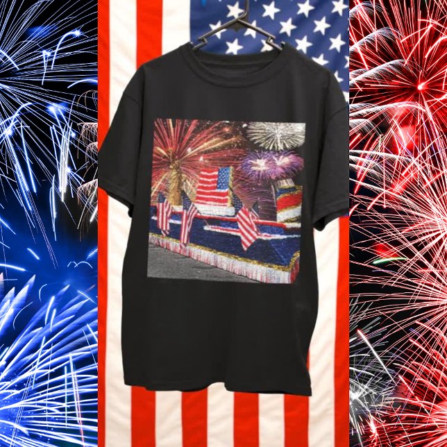 Parad med Flutit Frihetsgudinnan och Flagga Tee (Parade with Statue of Liberty Float and Flag Unisex T-Shirt)