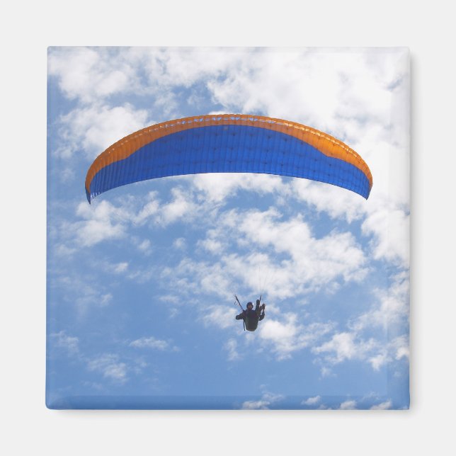 Paraglifiering i Clouds 2 Magnet (Framsidan)