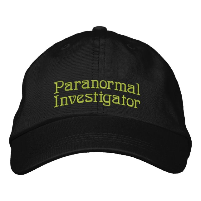 Paranormal Investigator Broderad Keps (Framsida)