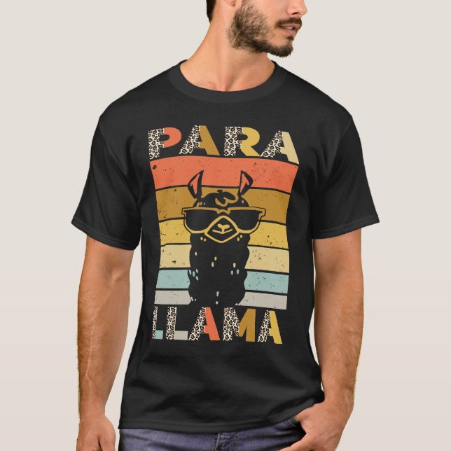 Paraprofessional Parallama Para educator T Shirt (Framsida)