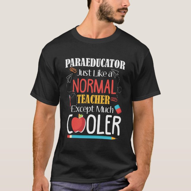 Paraprofessionell klassrumsassistent Parapedagoger T Shirt (Framsida)