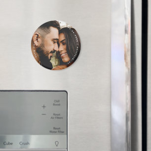 Parfoto runt bröllopsannons magnet