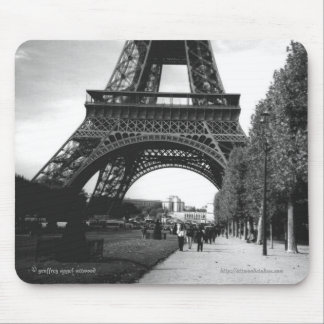 Paris #4 Mousepad Musmatta