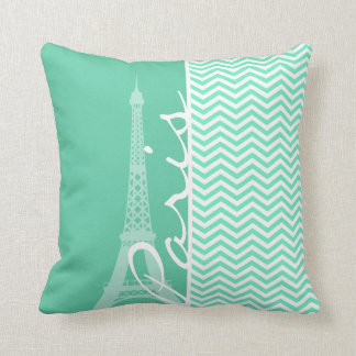 Paris, Aquamarine Chevron Kudde