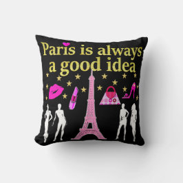 PARIS ÄR ALLTID EN BRA IDÉ KUDDE