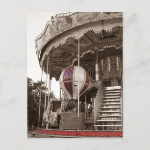 Paris Carousel Vykort