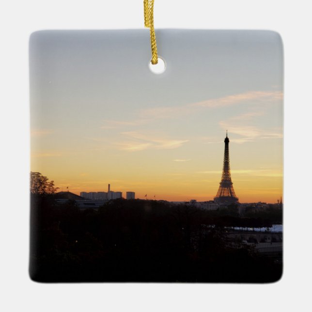 Paris Eiffel Tower at Sunset Christmas Ornament (Framsida)