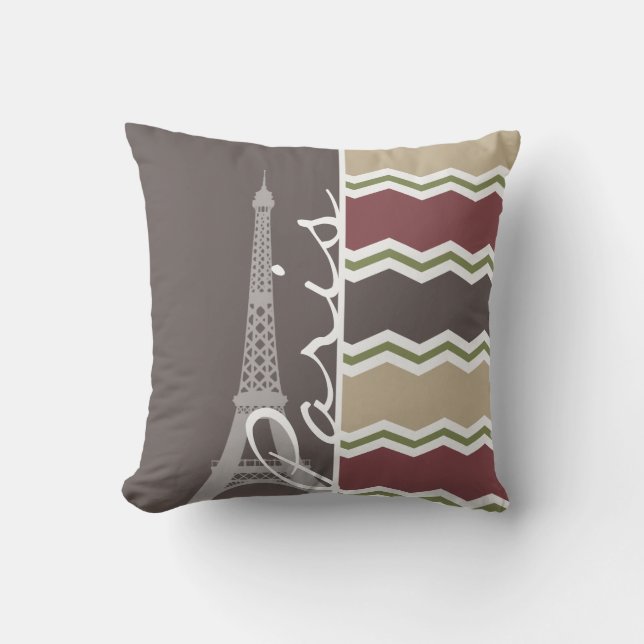Paris; Maroon, Brown, Tan & Grönt Chevron Kudde (Framsida)