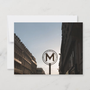 Paris Métro-tecken under solnedgången Vykort