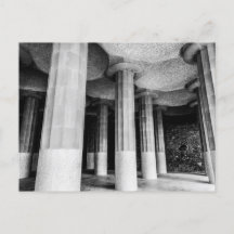 Park Güell of Antonio Gaudi in Barcelona bnw-foto