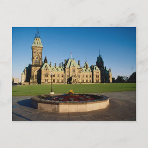 Parlamentsbyggnaderna, Parliament Hill, Ottawa, On Vykort