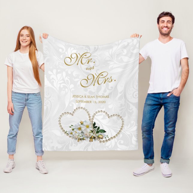 Pärlhjärtan & blommor Damask bröllopsdag minne Fleecefilt (På plats)