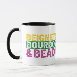 Pärlor Beignets och Bourbon Funny Mardi Gras Gift Mugg