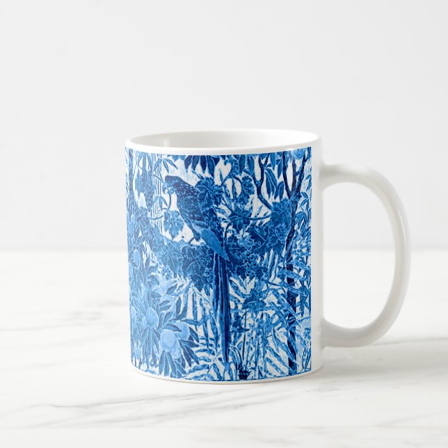 Parrot i en jungle-inställning, indigoblått och vi kaffemugg (Höger)